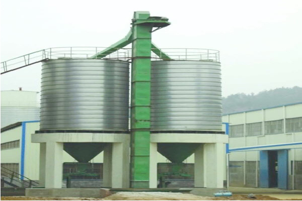 鬥式提(tí)升機(jī)